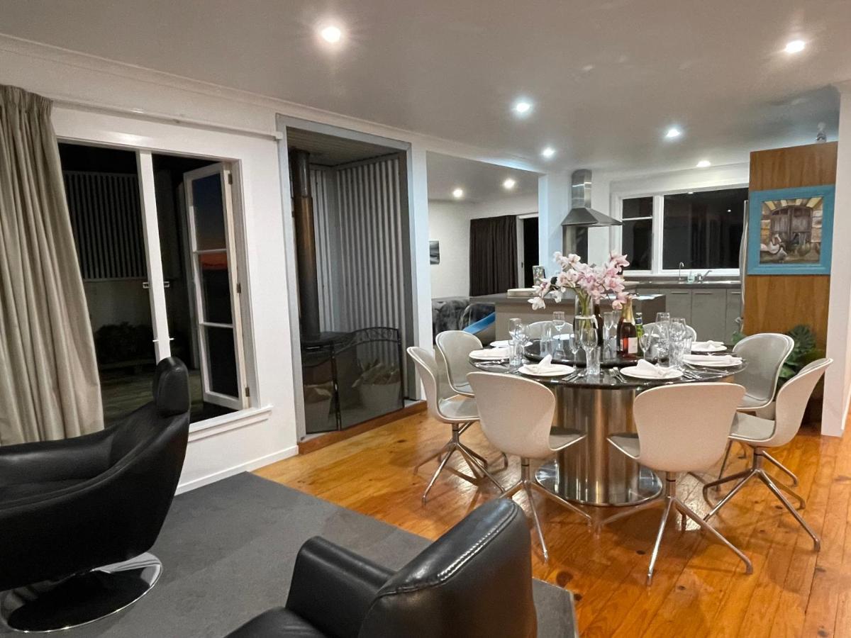 Ocean Front East End Beach House New Plymouth Esterno foto