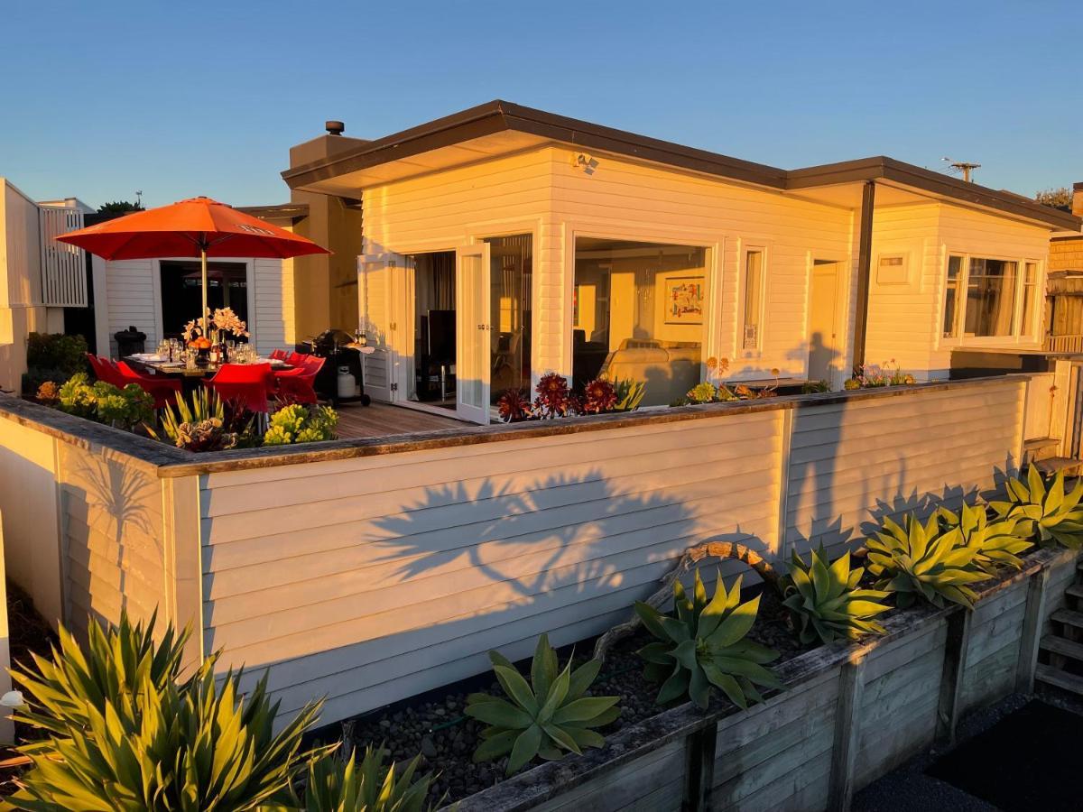 Ocean Front East End Beach House New Plymouth Esterno foto
